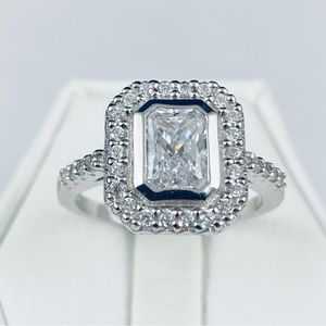 🌷DIAMONIQUE STERLING SILVER SIMULATED DIAMOND BEZEL SET HALO RING SZ 7